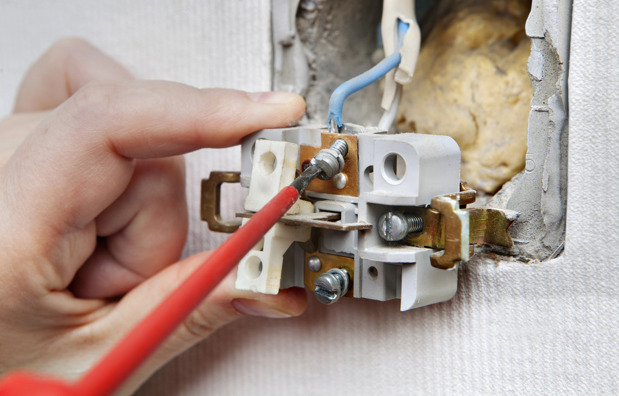 Atomic Electric Electrical Repairs in Concord TN